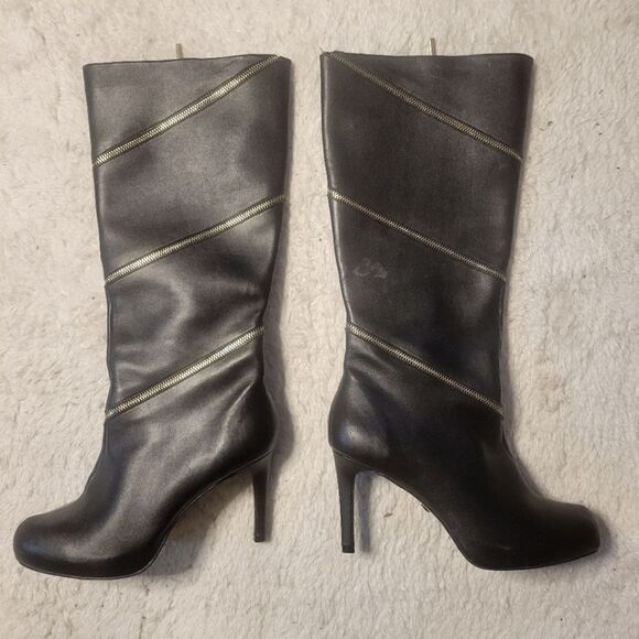 Thalia Sodi Zipper Stiletto Heel Boots - Picture 2 of 16